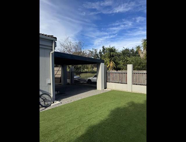 3 BEDROOM PROPERTY TO RENT IN WELLWAY PARK